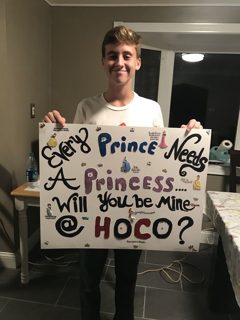 Homecoming HOCO Poster Idea prince and princess Princess Promposal Ideas, Disney Princess Hoco Proposals, Princess And The Frog Homecoming Proposal, Princess Hoco Proposals, Hocoming Poster Ideas, Wofo Posters, Princess And The Frog Hoco Proposal, Disney Promposals, Poster For Homecoming