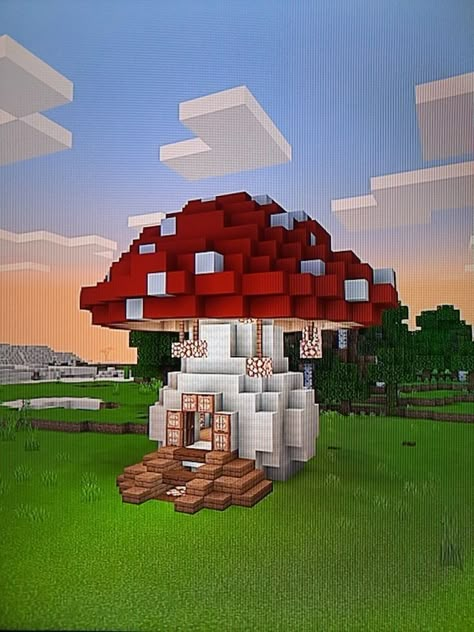 Minecraft Building Mushroom, Mincraft Idea Houses Emo, Minecraft Building Ideas Town Square, Minecraft Fairy Village Ideas, Cute Minecraft Mushroom House, Minecraft Inspo Cute, Minecraft Ideas To Build Decor, Minecraft Fairy Village Builds, Cake House Minecraft