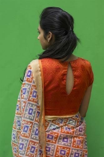 Blouse Designs Simple, Blouse Designs Back, Readymade Blouse Online Shopping, Neck Patterns, Blouse Designs High Neck, Cotton Saree Blouse Designs, Cotton Blouse Design, New Saree Blouse Designs, Latest Model Blouse Designs