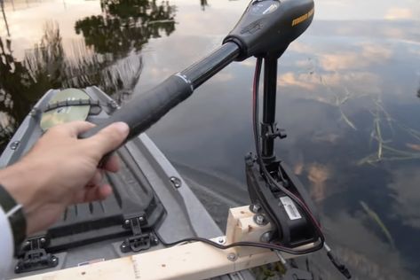 A Simple Yet Effective DIY Side Motor Mount (Video) Kayak Trolling Motor Mount, Kayak Trolling Motor, Perception Kayak, Trolling Motor Mount, Old Town Canoe, Kayak Cart, Ocean Kayak, Kayak Paddles, Fish Tales