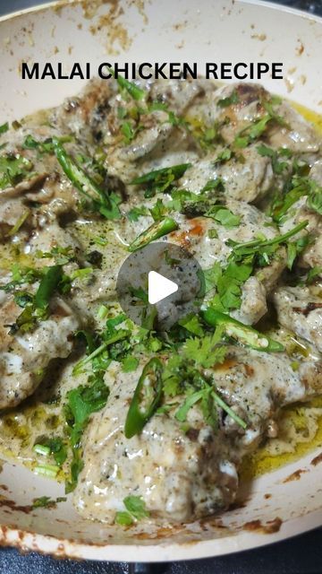 Malai Chicken, Kasuri Methi, Cream Chicken, Cumin Seeds, Indian Restaurant, Coriander Leaves, Veg Recipes, Marinated Chicken, Cream Of Chicken