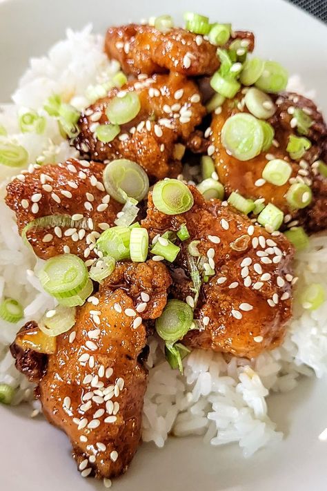 4-Ingredient Orange Chicken 4 Ingredient Orange Chicken, Spider Lillies, Eating Cheap, Fridge Ideas, Asian Dinner, Simple Family Meals, Asian Dinners, Orange Chicken Recipe, Asian Chicken