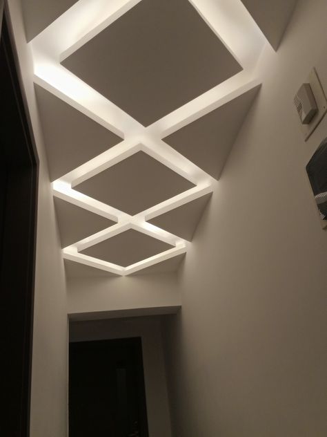 Entrance Pop Ceiling, Folsiling Ideas, Fall Ceiling Designs For Passage, Small Passage Ceiling Design, Pop Design For Passage Ceiling, Entrance Pop Design, Piopi Designs For Hall New, Pop Degine For Hall, Ceiling Design For Passage