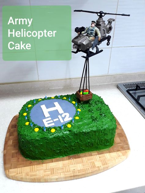 Easy instructions on how to make a helicopter cake. Helicopter Birthday Cake, Helicopter Cake, Kermit The Frog Puppet, Helicopter Birthday, Airplane Birthday Cakes, Army Helicopter, Military Cake, Army Party, Gravity Cake