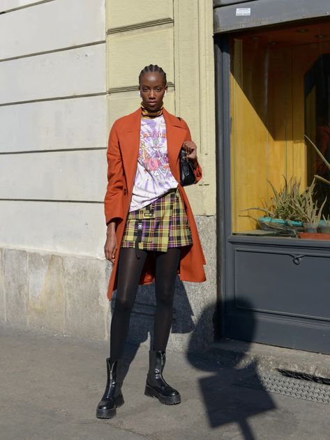 Fashion Week Trends, Milan Fashion Week Street Style, Street Style Trends, Street Style Inspiration, Plaid Fashion, Skirt Outfit, Fashion Week Street Style, Cool Street Fashion, Street Style Looks