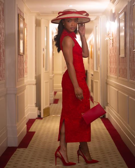 Modest Black Femininity Aesthetic, Outfits With Hats Black Women, Train Ride Outfit, Vintage Glam Outfits, Black Feminine Outfit, Black Women Aesthetic, High Tea Outfit, Red Outfit Ideas, Outfit Ideas Red