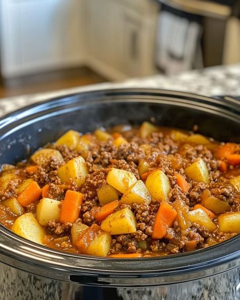 This is called Poor Man's Stew but I feel so rich eating it! Poor Man's Stew, Best Ham Recipe, Poor Mans Stew, Mini Crockpot Recipes, Slow Cooker Kitchen, Ree Drummond Recipes, Poor Man, Healthy Slow Cooker, Slow Cooker Recipes Healthy