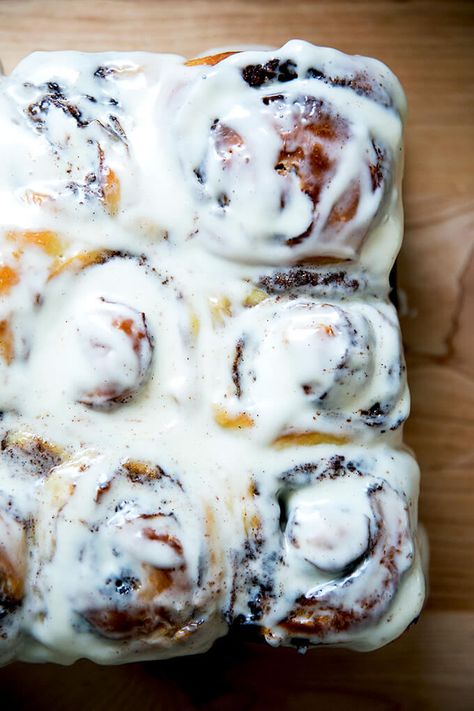 Overnight (or not!) brioche cinnamon buns ... my favorite! Kids rave! Adults go wild. These can be made one day, stuck in the fridge, and baked the following morning (such a fun treat to wake up to!) or made entirely the same day. Nothing like a homemade cinnamon roll! And is there anything better than cream cheese icing? #overnight #brioche #cinnamon #buns #breakfast #brunch #holiday #baking #christmas Ham Scalloped Potatoes, Overnight Brioche, Brioche Recipe, Baking Christmas, Bread Toast, Mustard Sauce, Yorkshire Pudding, Easy Cinnamon, Christmas Menu