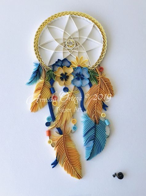 Paper Quilling Dream Catcher, Quilled Dream Catcher, Quilling Dreamcatcher, Quilling Patterns Tutorials, Diy Quilling Crafts, Quilling Pattern, Paper Quilling Tutorial, Arte Quilling, Quilled Cards