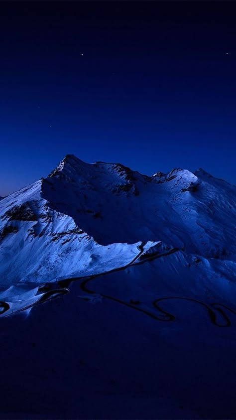 Night-Sky-Over-Snow-Mountain-Peak-iPhone-6-Plus-HD-Wallpaper. The Night Sky, Night Sky, At Night, The Sky, The Moon, Blue Sky, Dark Blue, Moon, Wallpapers