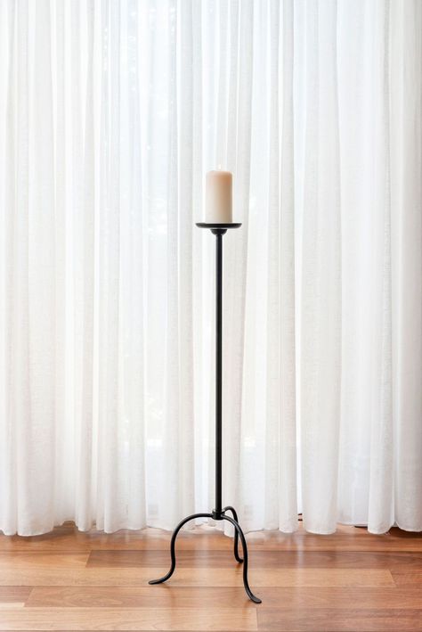 Floor Candle Holders Tall, Shabby Chic Decor Bedroom, Candle Picture, Craft Iron, Floor Candle Holders, Tall Candle Holders, Iron Candlesticks, Blacksmith Projects, Iron Candle Holder