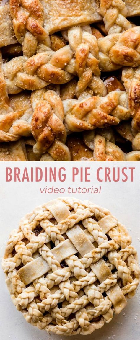 How to braid pie crust video tutorial on sallysbakingaddiction.com Pie Crust Video, Braided Pie Crust, Come Intrecciare, Pie Crust Art, Crust Designs, Pie Crust Designs, Pie Art, Bruschetta Ingredients, Top Chicken Recipes