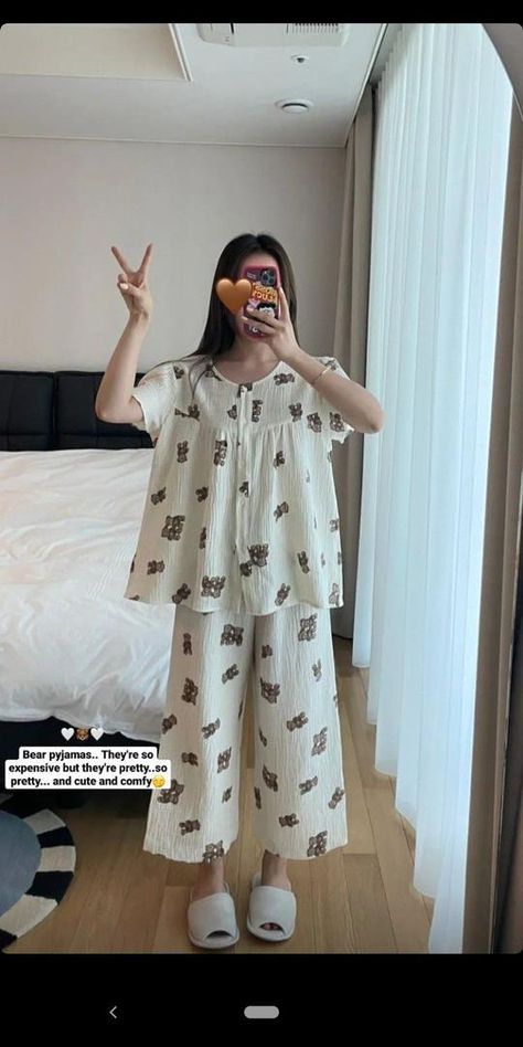 Cotton Nightsuits For Women, Home Dress Women Simple, Nightsuits For Women, Indian Night Wear, Night Suits Pajama Set, Casual Home Outfits, Shimmering Dress, Girls Night Dress, Night Suit For Women