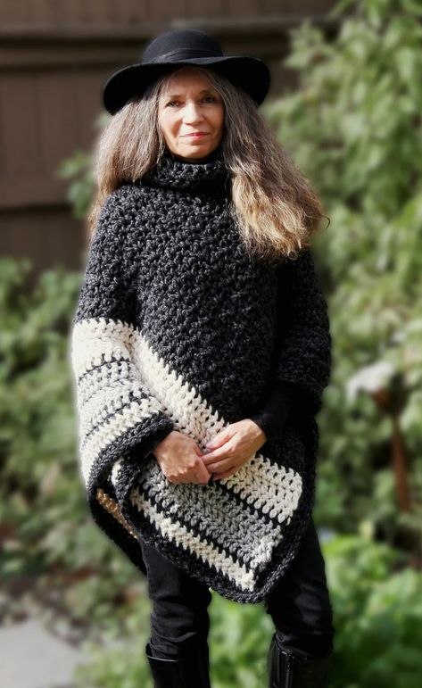 Crochet Poncho Patterns Easy, Poncho Au Crochet, Poncho Design, Foundation Single Crochet, Crochet Poncho Free Pattern, Poncho Crochet, Turtleneck Poncho, Crochet Shrug Pattern, Shrug Pattern