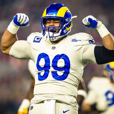 La Rams Football, Aaron Donald, Rams Football, Samurai Warriors, La Rams, Samurai Warrior, Los Angeles Rams, Best Player, College Football