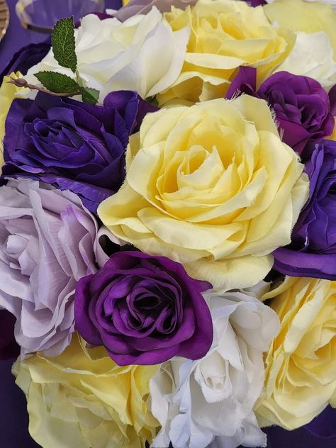 Yellow And Lilac Aesthetic, Dark Purple And Yellow Aesthetic, Yellow And Purple Aesthetic, Purple And Yellow Aesthetic, Purple Cottage, Purple And Yellow Flowers, Chanel Mademoiselle, Yellow And Purple, Brunch Ideas