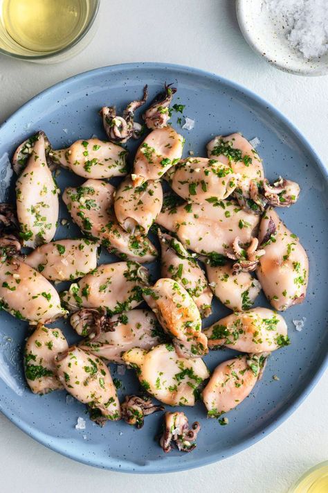 Savor This Seared Baby Squid With Parsley and Garlic (French Calamari) Sauteed Squid, Spain Recipes, Writers Retreat, Baby Squid, Seafood Dish Recipes, Calamari Recipes, Squid Recipes, Cheap Food, Classic French Dishes