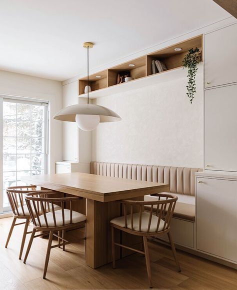 Banquette Seating Straight Wall, Dining Table Banquette Seating, Banquette Seating Dining Room With Storage, Kitchen Banquette Against Counter, Pony Wall Banquette, Dining Bench Against Wall Built Ins, Build In Kitchen Seating, Kitchen Built In Banquette, Banquet Seating With Bookcase