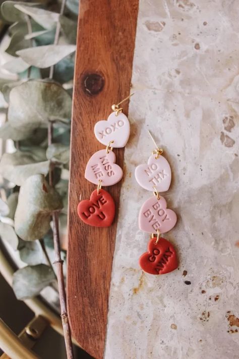 Love Heart Earrings, Conversation Heart Earrings, Polymer Clay Jewelry Valentines, Valentines Day Clay Crafts, Polymer Clay Accessories Ideas, Clay Crafts Valentines Day, Valentine Earrings Clay, Strawberry Polymer Clay Earrings, Polymer Clay Heart Earrings