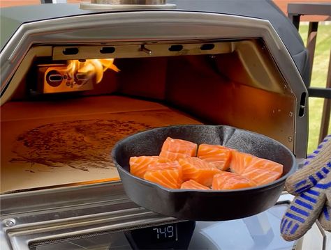 Pizza Oven Uses, Pizza Oven Cooking, Ooni Oven Recipes, Ooni Recipes Not Pizza, Solo Pizza Oven Recipes, Pizza Oven Recipes Not Pizza, Wood Burning Pizza Oven Recipes, Ooni Recipes, Ooni Pizza Oven Recipes