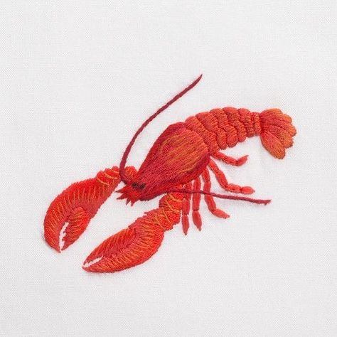 Embroidery Napkins, Red Napkins, Red Lobster, Embroidered Towels, Crustaceans, Red Kitchen, White Towels, Embroidered Clothes, Embroidery Fashion