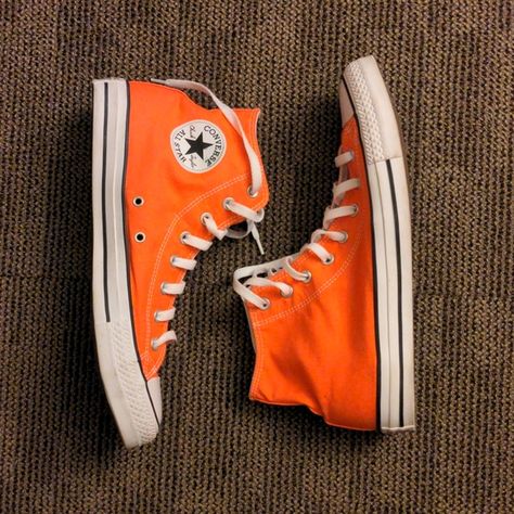 Converse Chuck Taylor All Star, Size 11, Orange Orange Shoes Aesthetic, Zapatillas All Star, Converse Orange, Orange Converse, Hi Top Converse, Birthday Shoes, Tenis Converse, Platform Chucks, Colorful Wardrobe