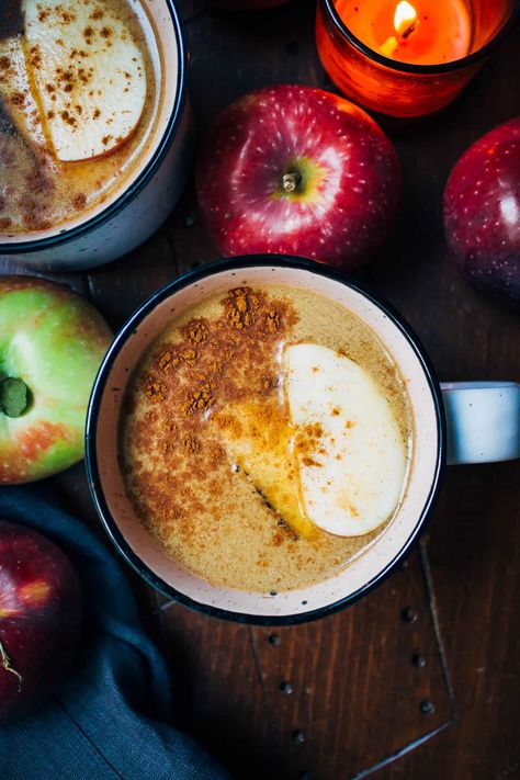 Apple Chai Latte Chi Latte, Apple Chai Latte, Apple Chai, Chai Latte Recipe, Fall Vegan Recipes, Mocktail Recipes, Cozy Drinks, Vegan Drinks, Latte Recipe