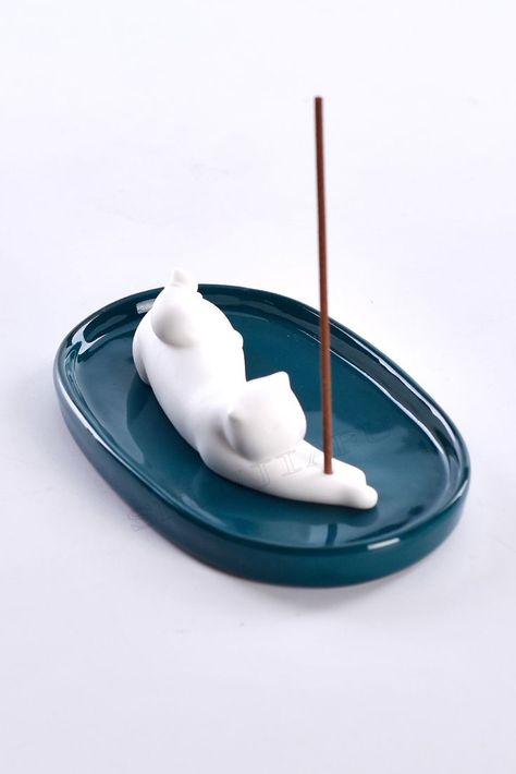 Line Incense Burner Ceramic Sculpture Small Cat With Ellipse Dish Stick Incense Holders，China shunjiafu professional production enterprises direct sales。 Small Kitten, Ceramic Incense Burner, Stick Incense, Small Kittens, Ceramic Incense, Incense Sticks Holder, Small Cat, Incense Holders, Incense Burner