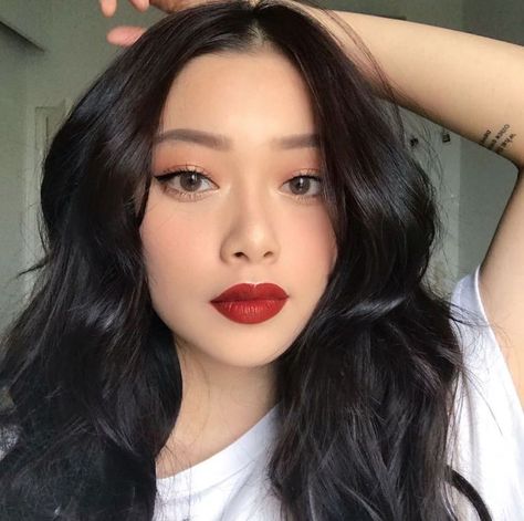 Random Scenarios, Hd Make Up, Red Lips Makeup Look, Korean Makeup Look, Celebrity Makeup Looks, Red Lip Makeup, Red Makeup, Red Lip, Asian Makeup