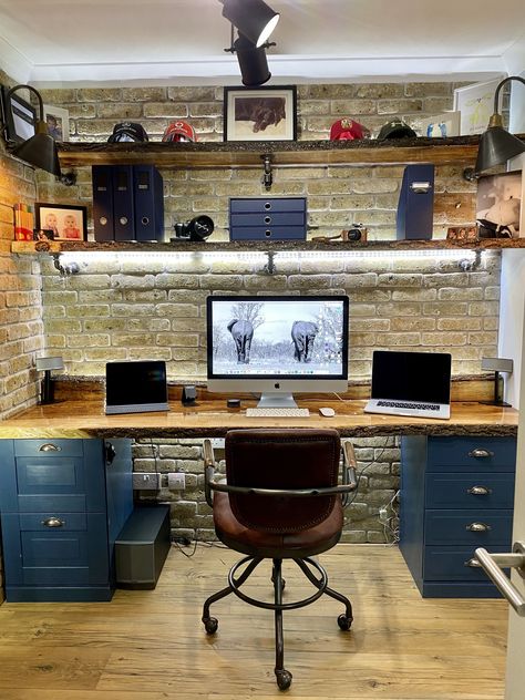 Industrial Desk With Shelves, Study Room Rustic, Industrial Study Room Ideas, Industrial Music Studio, Rustic Small Office Ideas, Brick Wall Home Office, Industrial Music Room, Industrial Home Library, Small Home Office Masculine