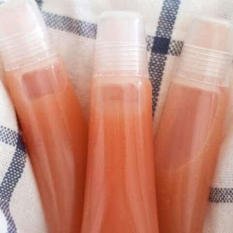 DIY Lip Gloss - Homemade Chemical-Free Beauty Products, Natural House Cleaner Recipes, & Healthy Recipes – Our Oily House Lip Oil Diy Recipes, Roll On Lip Gloss Diy, 2 Ingredient Lip Gloss, Diy Lip Gloss Without Beeswax Easy, Diy Vegan Lip Gloss, Natural House Cleaners, Our Oily House, Gloss Diy, Lip Gloss Recipe