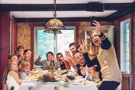 The Funniest Thanksgiving Captions for Every Turkey Picture You Post on Instagramcountryliving Thanksgiving Captions, Caption Untuk Instagram, Thanksgiving Pictures, Thanksgiving Dinner Table, Thanksgiving Family, Family Thanksgiving, Family Dynamics, Thanksgiving Activities, Family Bonding