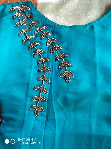 Top Aari Work Design, Aari Work Top Design, Beeds Work Aari Design, Beeds Work On Dress Neck, Aari Kurti Designs, Tube Work Embroidery Designs, Aari Work For Chudi Top, Beeds Work In Churidar Neck, Hand Work Kurti Designs Latest