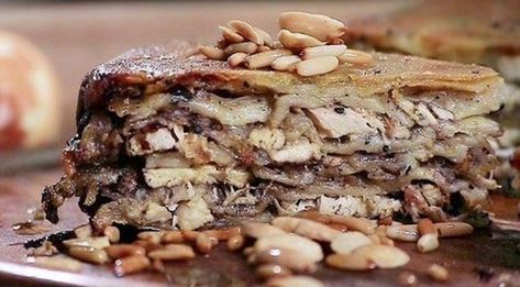 Makmoura: Irbid City's Famous Dish Jordanian Food, Quick Dishes, Holiday Recipes Christmas, Dessert Dips, Main Dish Salads, Chicken Spices, Arabic Food, Tray Bakes, Food Inspiration