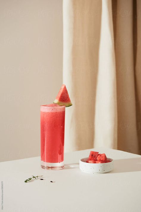 Watermelon Juice Photography, Watermelon Food Photography, Fresh Juice Photography, Watermelon Photography, Jelly Ideas, Juice Photo, Juice Photography, Melon Juice, Watermelon Smoothie