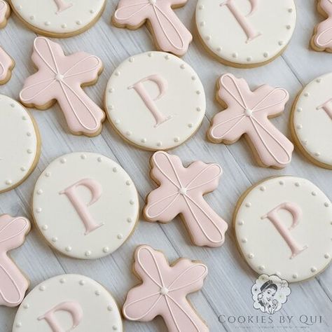 Christening Cookies Girl, Baby Girl Baptism Cookies, Baptism Cookies Girl, Baptism Cookies Decorated, Baby Baptism Party, Baptism Sugar Cookies, Communion Cookies, Christening Cookies, Baptism Decor