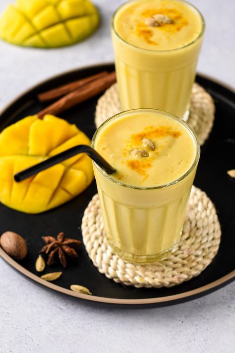 This Mango Lassi recipe is a refreshing Mango drink with delicious Indian spices. Plus this lassi recipe includes a dairy-free option too. Vegan Horchata, Pakistani Desserts, Chocolate Avocado Smoothie, Mango Lassi Recipes, Mango Varieties, Mango Drinks, Lassi Recipes, Matcha Smoothie, Peanut Butter Smoothie