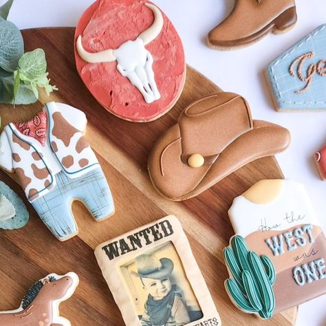 Wanted Poster, My Bucket List, Cow Skull, Dessert Bars, Cowboy Hat, Cookie Bars, Western Cowboy, Cow Print, First Birthday