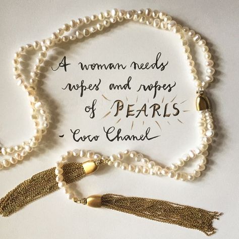 Chanel Quotes, Mademoiselle Chanel, Clara Bow, Jewelry Chanel, Flapper Style, Pearl Collection, Coco Chanel, Style Icon, Tassel Necklace