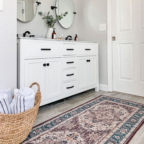 9 Best Bathroom Rugs to Add Style to the Space | Ruggable Blog Bathroom With Rug, Small Bathroom Rugs, Long Bathroom Rugs, Grey Bathroom Rugs, Large Bathroom Rugs, White Bathroom Rug, Bathroom Runner, Rugs Washable, Bathroom Runner Rug