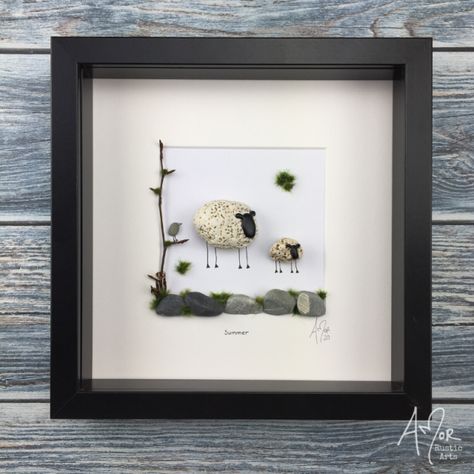 Pebble Art Pictures Farm Pebble Art, Sheep Pebble Art, Pebble Art Ideas Inspiration, Pebble Animals, Pebble Art Pictures, Sea Glass Art Diy, Stone Pictures Pebble Art, Sheep Crafts, Decorative Pebbles