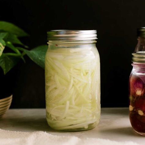 Lacto Fermented Onions Fermented Onions Recipe, Fermented Onions, Spelt Flour Pancakes, Lacto Fermented, Fermenting Weights, Fermenting Jars, Flours Banana Bread, No Flour Pancakes, Einkorn Flour