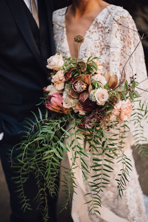 Moody Bouquet, Wedding Flowers Roses, Peony Bouquet Wedding, Bridal Bouquet Pink, Design Texture, Search Pins, Boda Mexicana, Babies Breath, Boho Bouquet