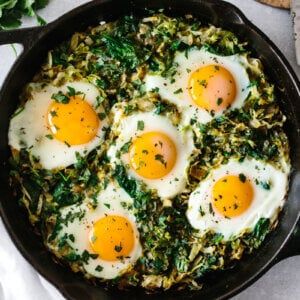 Green Shakshuka, Shakshuka Recipe, Crispy Baked Chicken Thighs, Shaved Brussel Sprouts, Shakshuka Recipes, Whole 30 Breakfast, Crispy Baked Chicken, Chicken Broccoli Casserole, Tips To Save Money