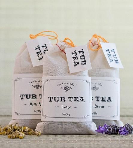 Tub-tea-bath-soak-set-ceecee-1438904608 Tea Bath Soak, Bath Tea Bags, Tub Tea, Tea Bath, Savon Diy, Bath Recipes, Bath Tea, Herbal Bath, Diy Spa