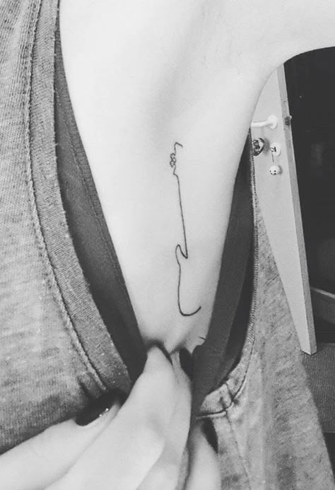 Small Music Tattoos, Nashville Tattoo, Armpit Tattoo, Guitar Tattoo Design, Rock Tattoo, Sick Tattoo, Guitar Tattoo, Music Tattoo Designs, Śliczne Tatuaże