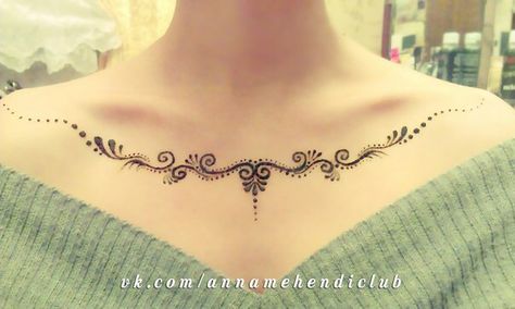 Henna Chest, Tattoo Designs Henna, Henna Tattoo Design, Henne Tattoo, Henna Style Tattoos, Red Henna, Henna Drawings, Tattoos To Cover Scars, Cute Henna