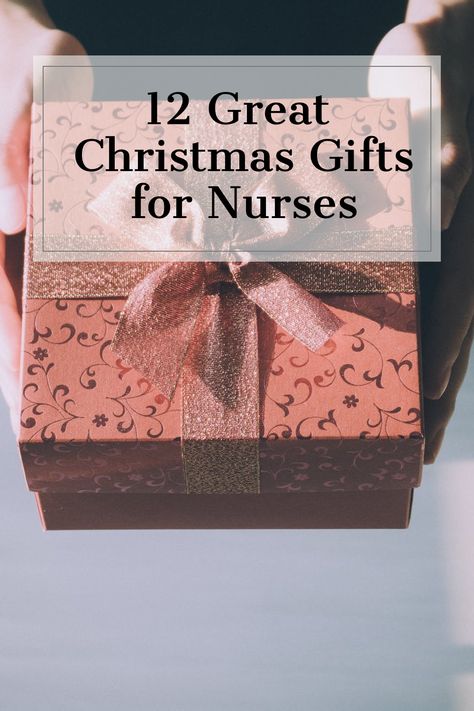 Need the perfect gift for the nurses in your life to show them how much you appreciate the work they do? Check out my gift guide fro Christmas gift shopping fro nurses. 🎁🌲#giftsfornurses Health Care Christmas Gifts, Nurse Manager Gift Ideas, Gifts For Nurses Christmas, Nurse Coworker Christmas Gifts, Nurse Essentials For Work, Coworker Xmas Gifts, Best Gifts For Nurses, Gifts For Male Nurses, Affordable Christmas Gifts