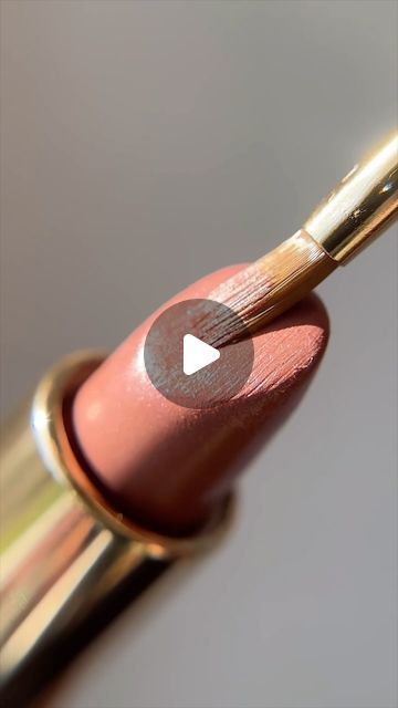 Amber Roe on Instagram: "Would you use the little brush? I’m not sure if I would use it often but it’s cute and I love it! 💄✨  The History of Whoo - Gongjinhyang Mi Luxury Lipstick #13 Pink Beige.   *got it at YESSTYLE.com // use code: COLOR2148  @yesstyle // fancy lipstick // Korean makeup // #kbeauty #lipstick #makeupideas" Beige Lipstick, Nude Pink Lipstick, Luxury Lipstick, Nude Lips, Pink Lipstick, Nude Pink, K Beauty, Pink Beige, Korean Makeup