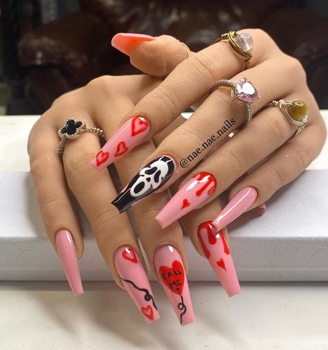 • NaeNaeNails • on Instagram: “Kill for Love💗🔪 Scream set ( Valentines Edition ) ✨ Reminder $5 off your next purchase with code: NAEDAY as a thank you for supporting…” Nae Nae, Acrylic Nail Set, Thank You For Support, Valentines Nails, Nail Tech, For Love, Nails Inspiration, Scream